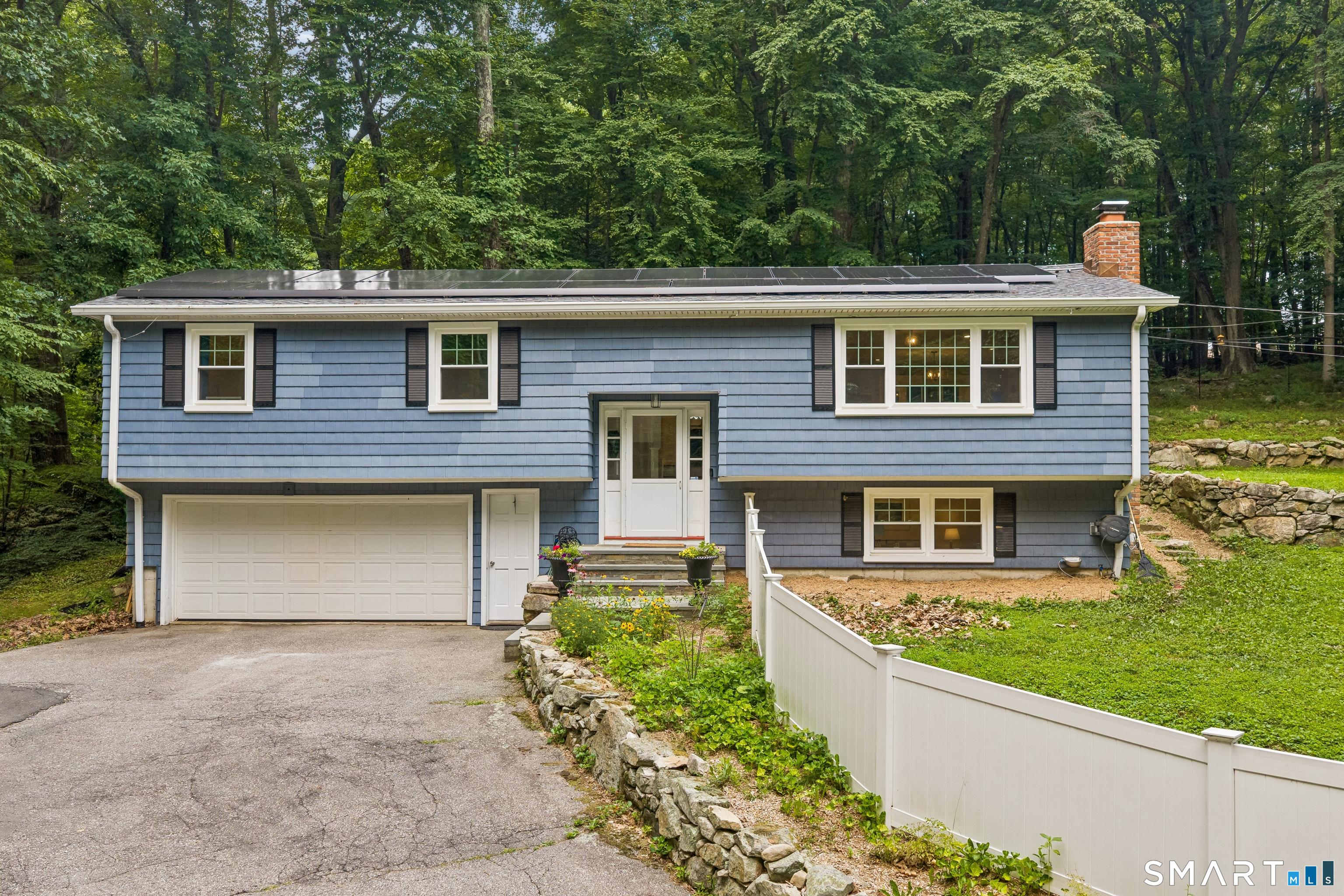 233 Hattertown Road Newtown CT 06470