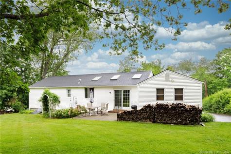 70 Queen Street Newtown CT 06470