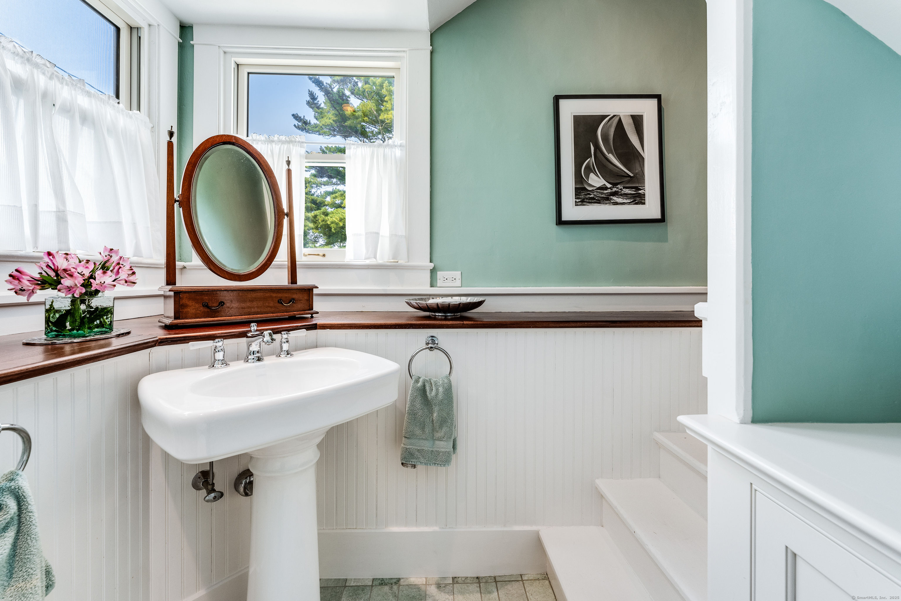 27 Church Street Groton CT 06340