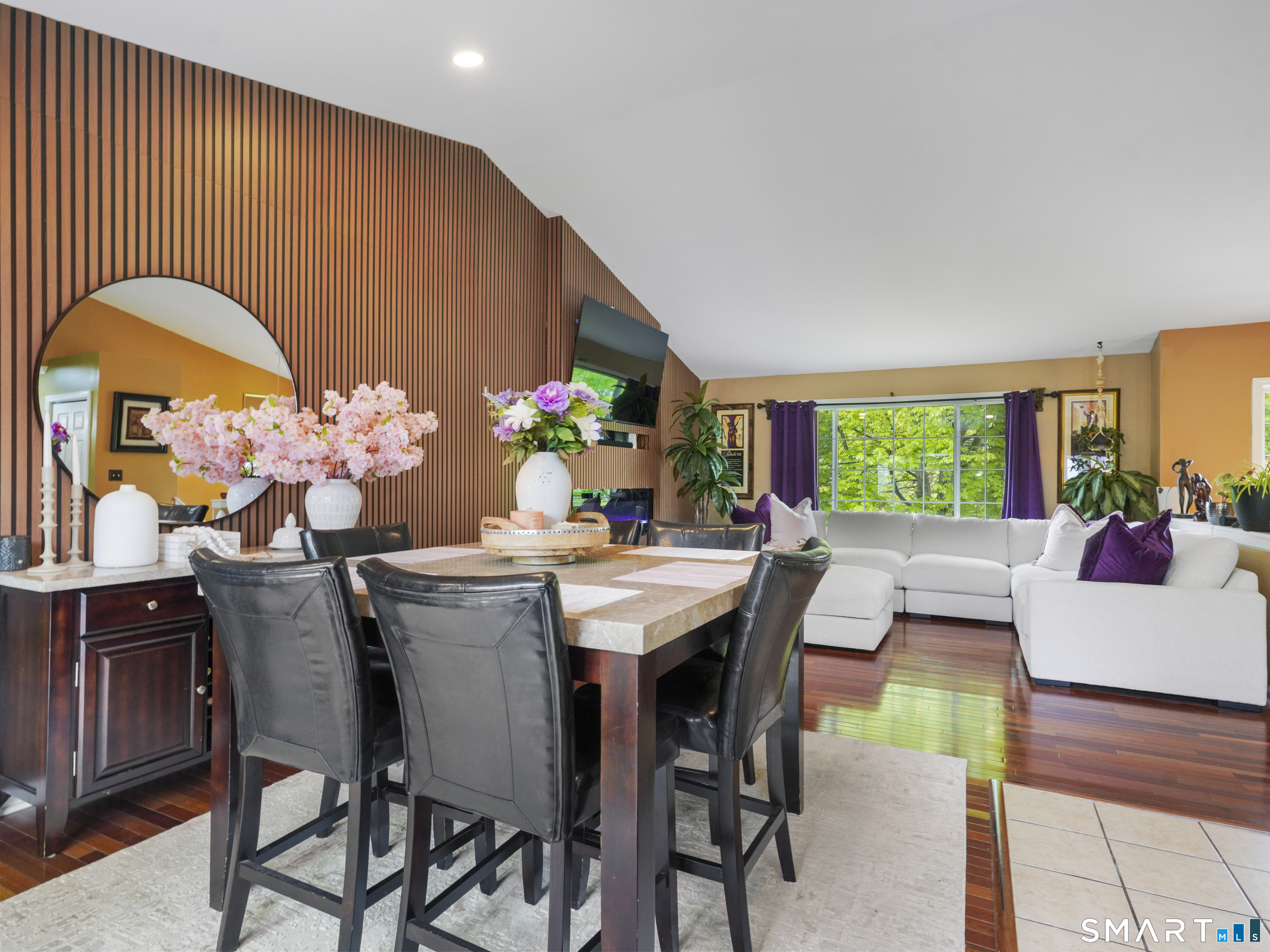 37 Kingswood Drive New Haven CT 06513