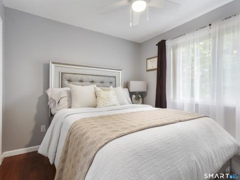 37 Kingswood Drive New Haven CT 06513