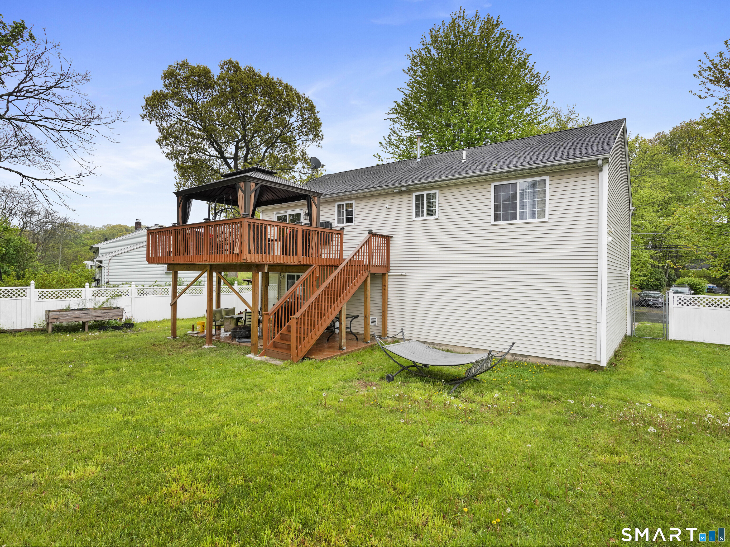 37 Kingswood Drive New Haven CT 06513