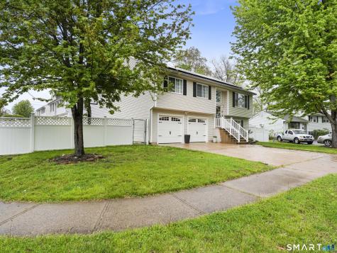 37 Kingswood Drive New Haven CT 06513