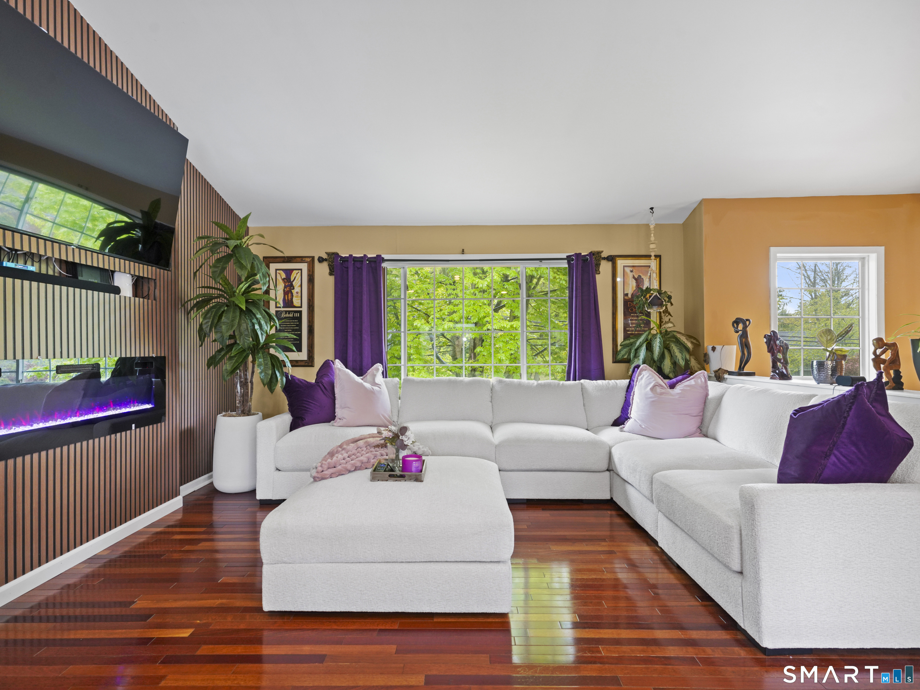 37 Kingswood Drive New Haven CT 06513