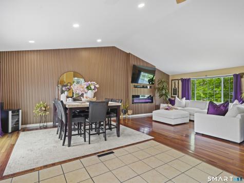37 Kingswood Drive New Haven CT 06513
