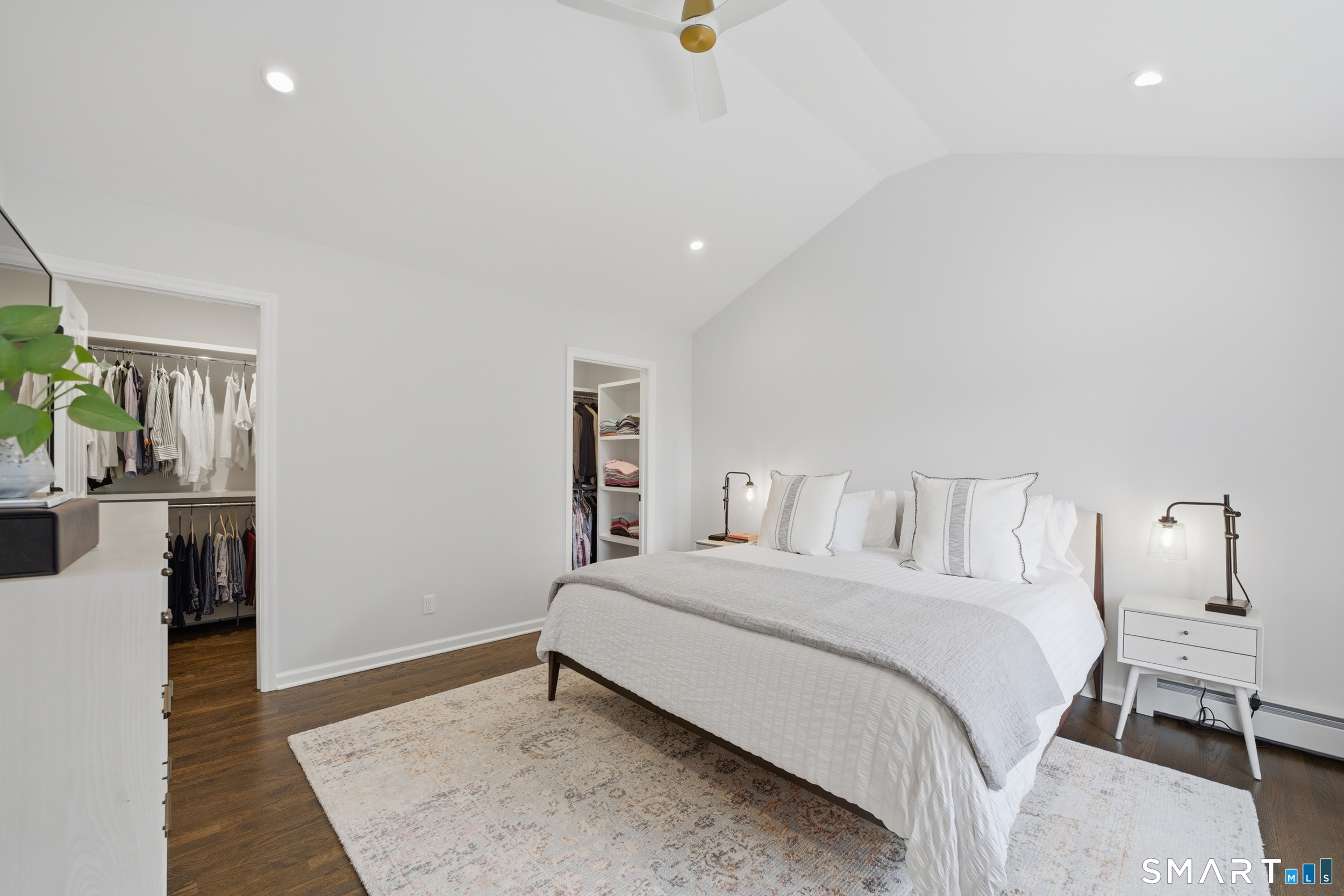 182 Hollow Tree Ridge Road Darien CT 06820