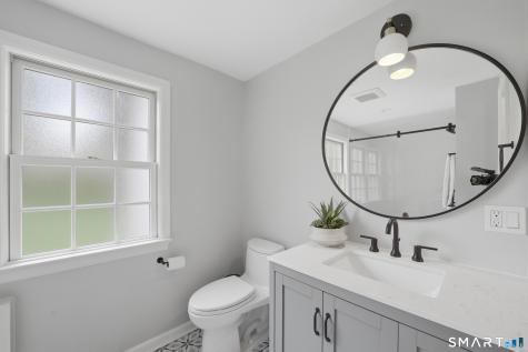 182 Hollow Tree Ridge Road Darien CT 06820