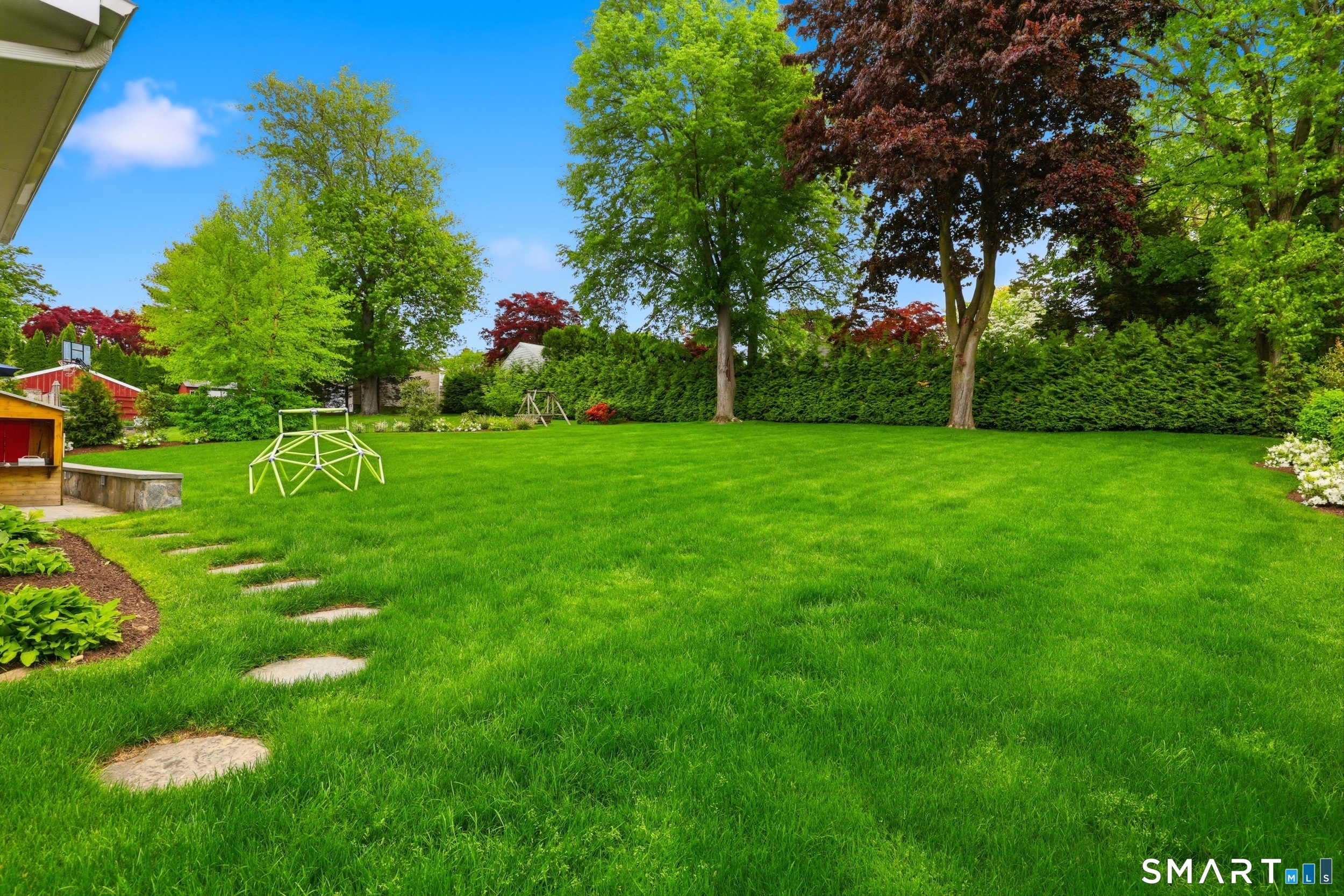 182 Hollow Tree Ridge Road Darien CT 06820