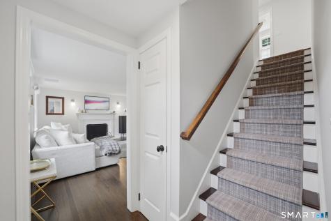 182 Hollow Tree Ridge Road Darien CT 06820