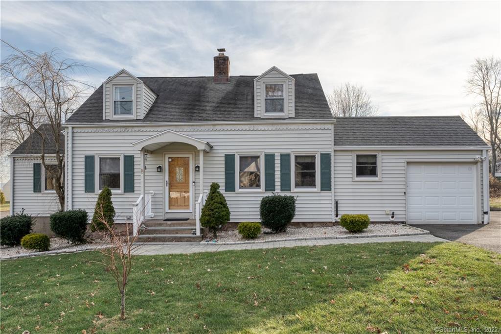 8 Skiff Parkway North Haven CT 06473