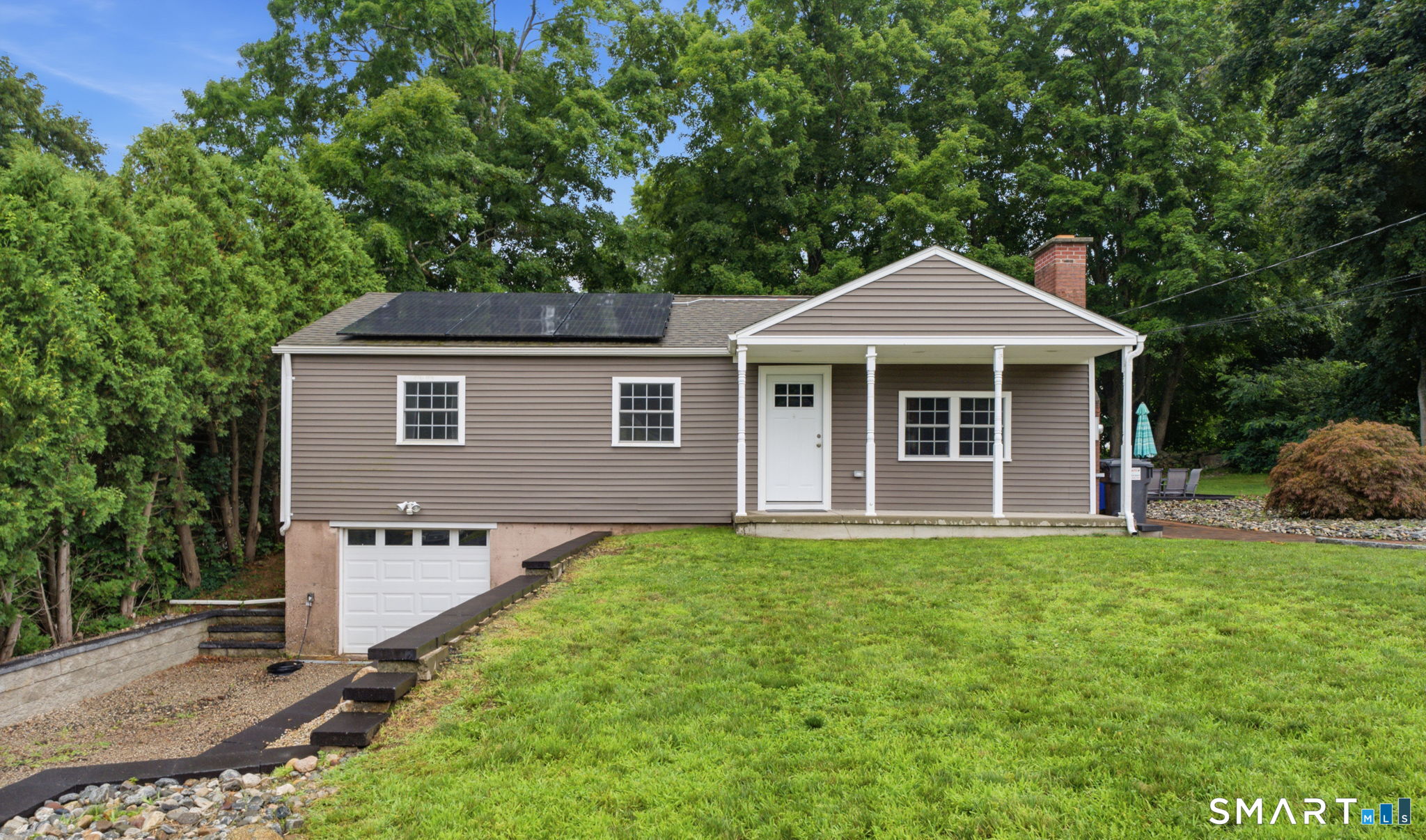 11 Lake Road Portland CT 06480