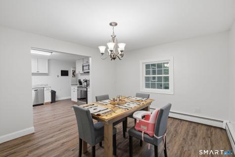 11 Lake Road Portland CT 06480