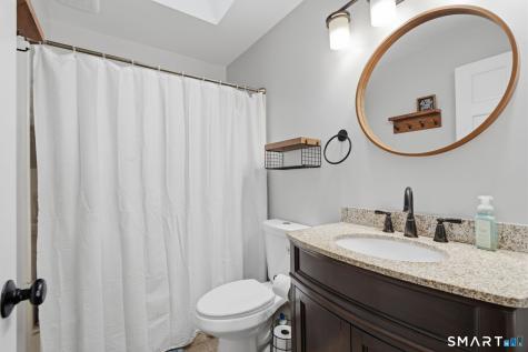 11 Lake Road Portland CT 06480