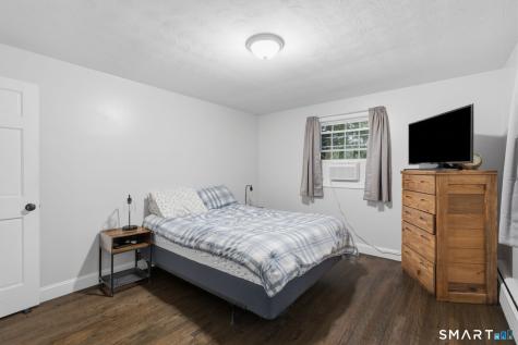11 Lake Road Portland CT 06480
