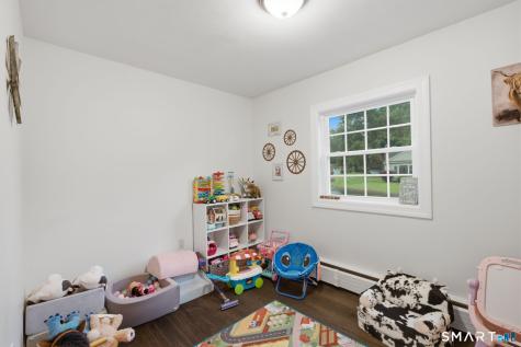11 Lake Road Portland CT 06480