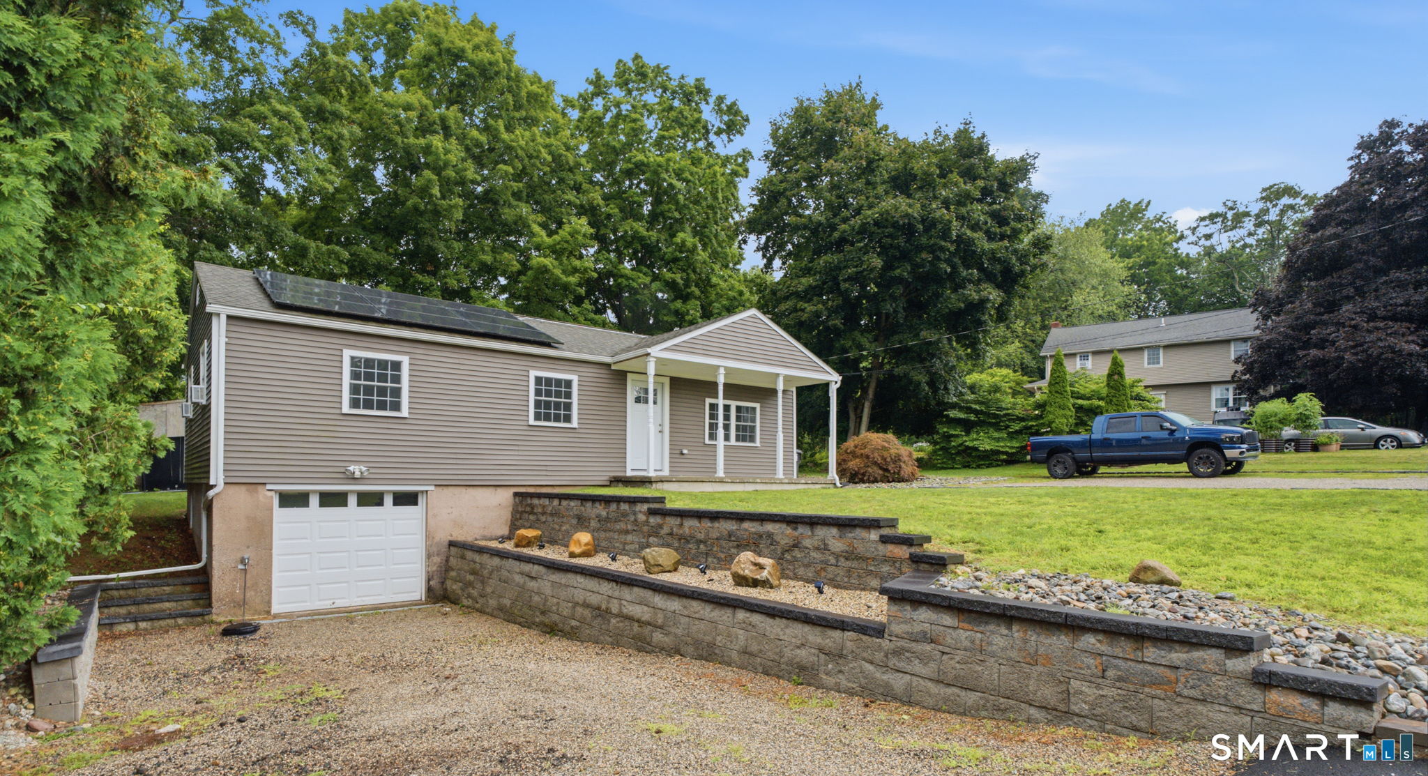 11 Lake Road Portland CT 06480