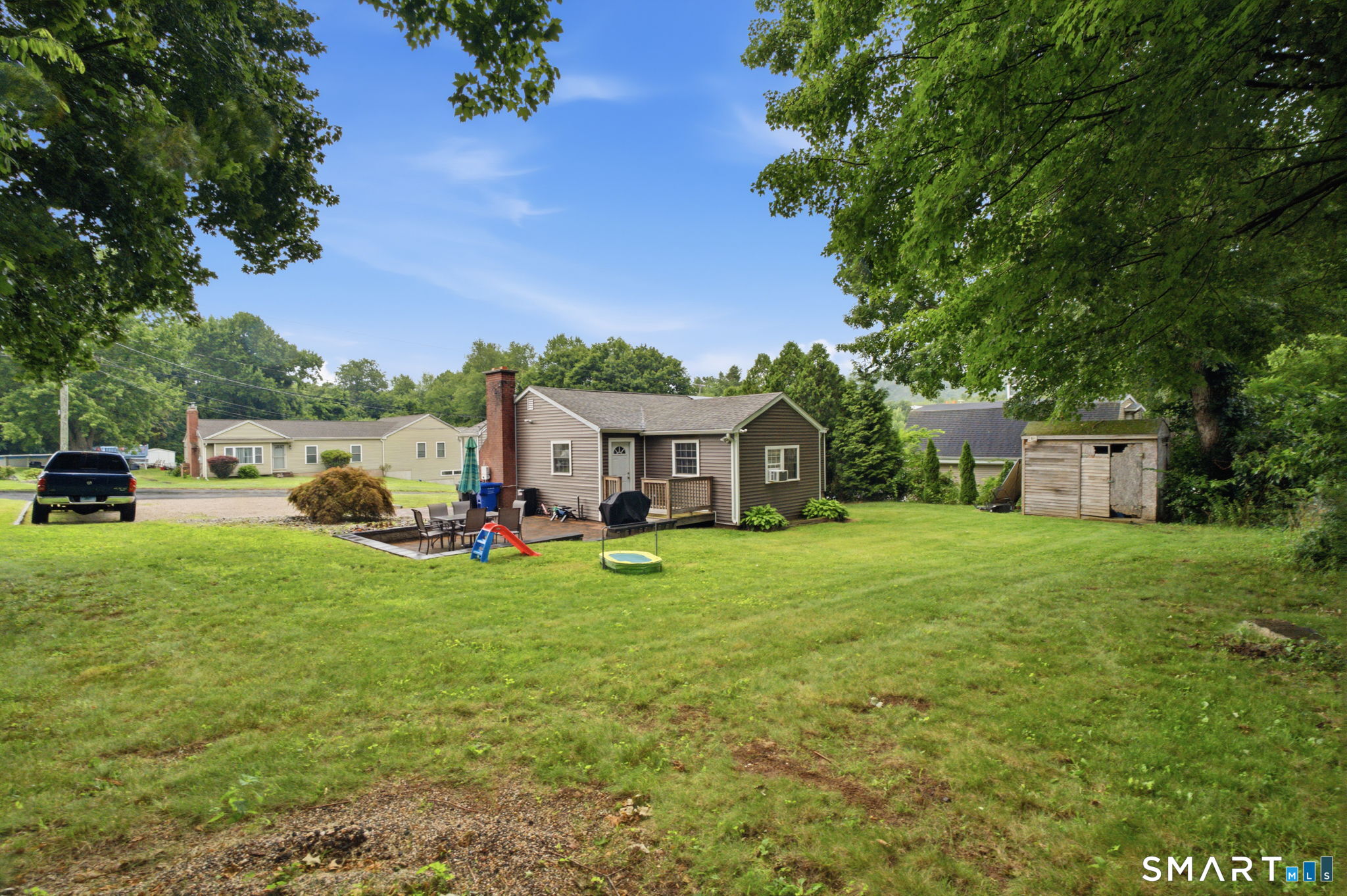 11 Lake Road Portland CT 06480