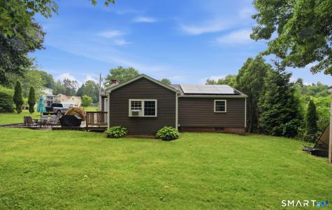 11 Lake Road Portland CT 06480