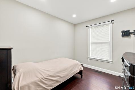 203 Russell Street New Haven CT 06513