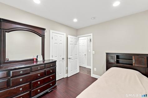 203 Russell Street New Haven CT 06513
