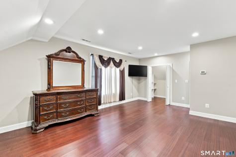 203 Russell Street New Haven CT 06513