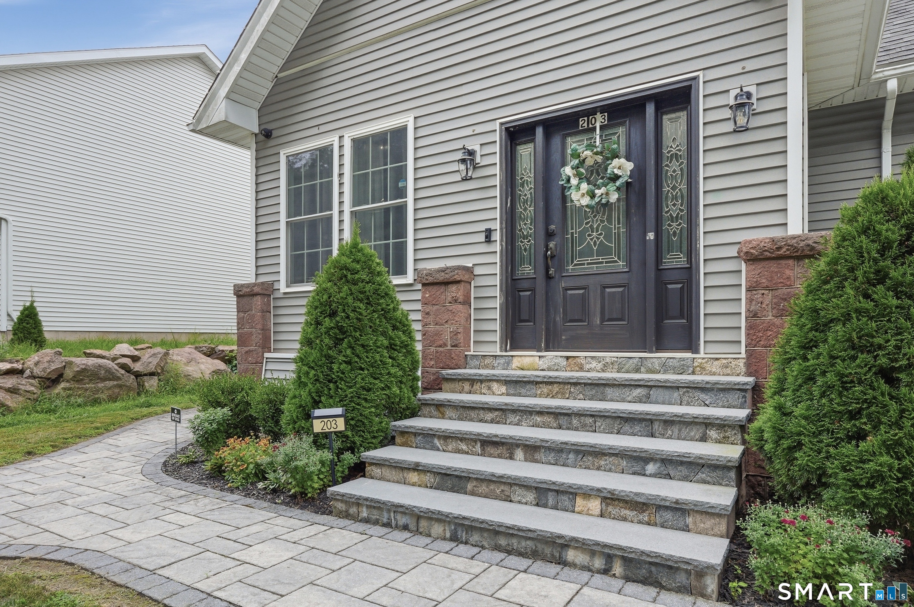 203 Russell Street New Haven CT 06513