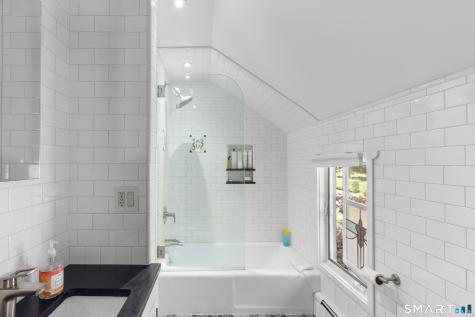 15 Walton Street Salisbury CT 06039