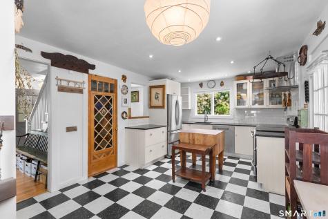 15 Walton Street Salisbury CT 06039