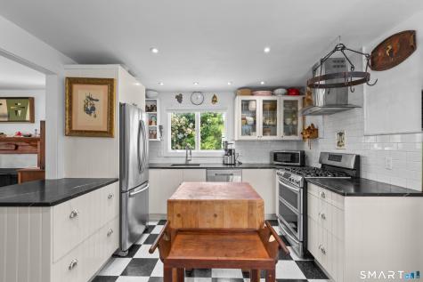 15 Walton Street Salisbury CT 06039