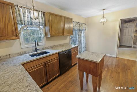 15 Nutmeg Lane Essex CT 06426