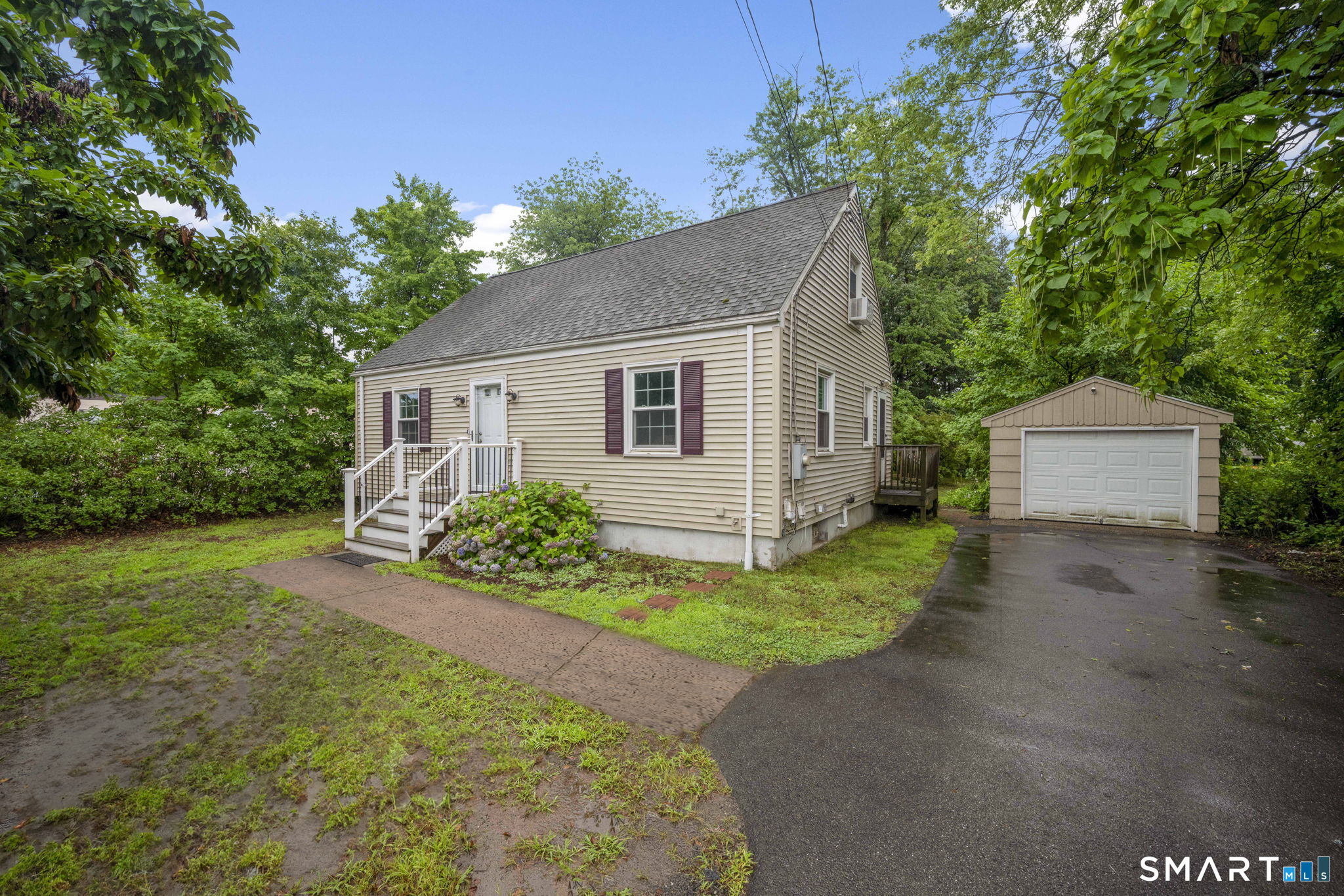 65 Old Windsor Road Bloomfield CT 06002