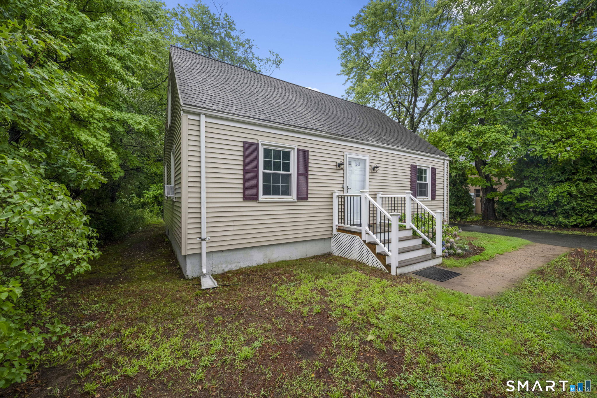 65 Old Windsor Road Bloomfield CT 06002