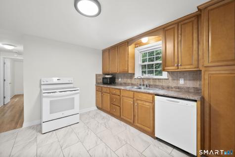 65 Old Windsor Road Bloomfield CT 06002