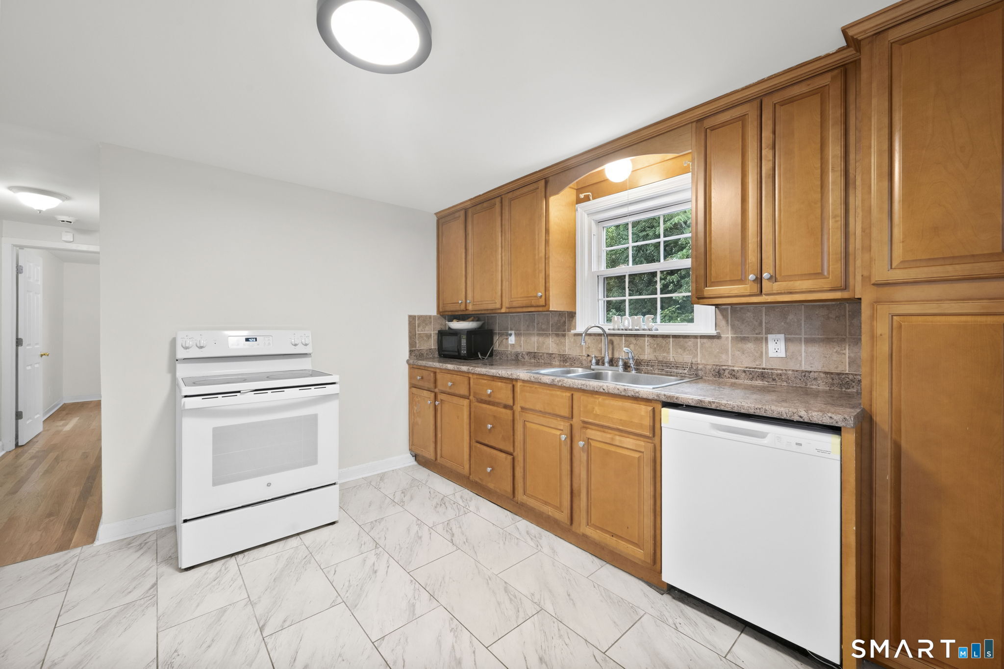 65 Old Windsor Road Bloomfield CT 06002