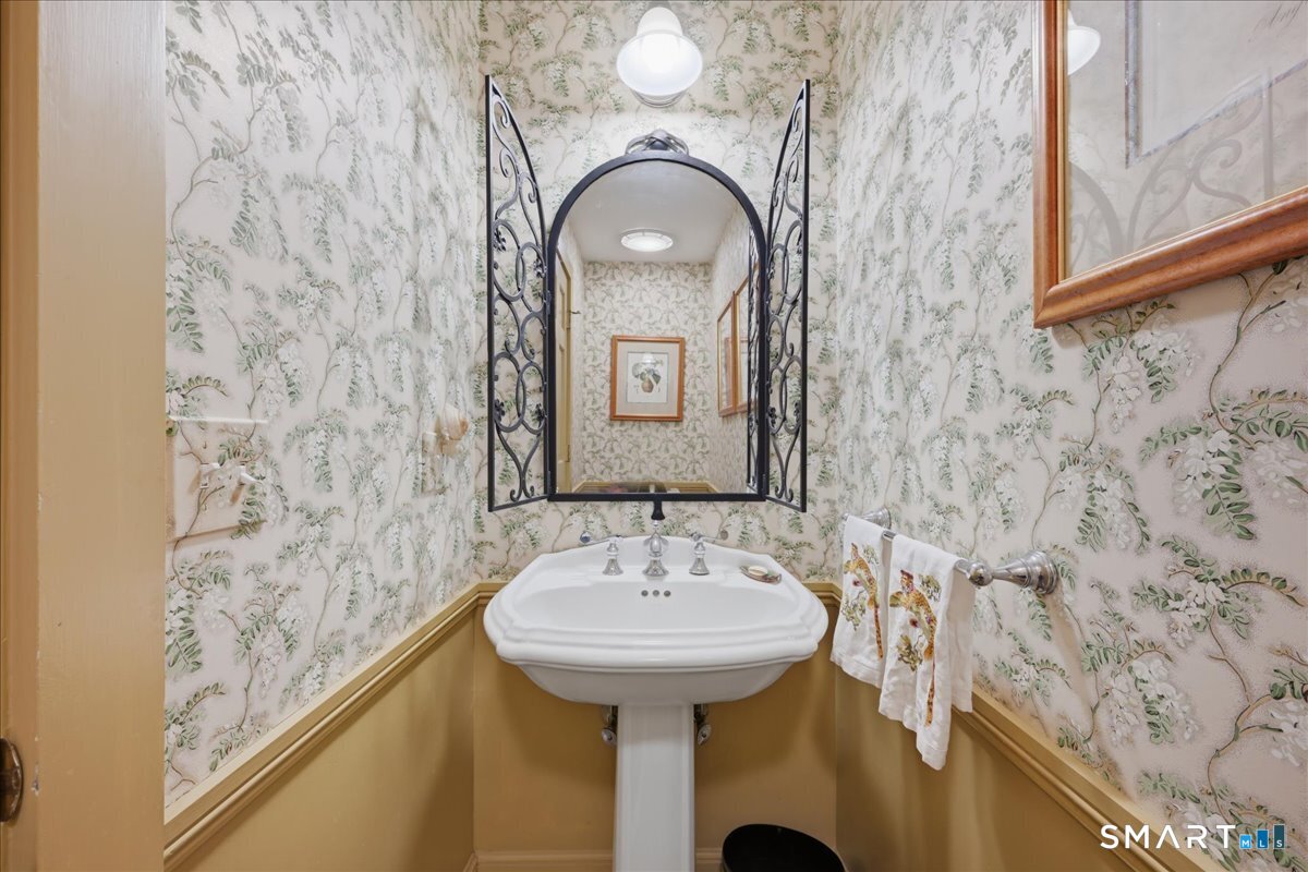 74 Bushy Hill Road Essex CT 06442