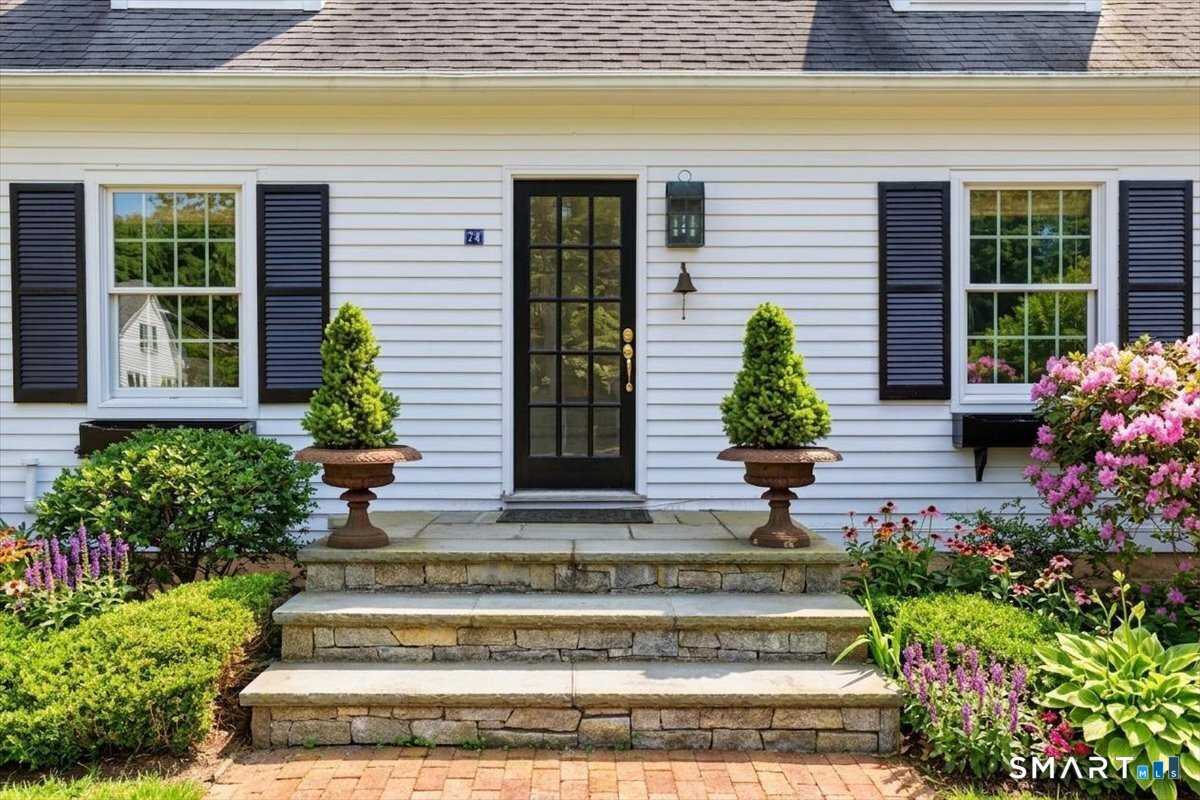 74 Bushy Hill Road Essex CT 06442