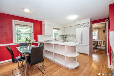 2425 Albany Avenue West Hartford CT 06117