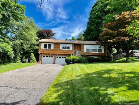 338 Union Valley Road Carmel NY 10541