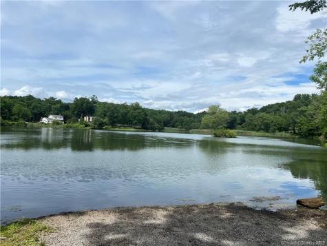 338 Union Valley Road Carmel NY 10541