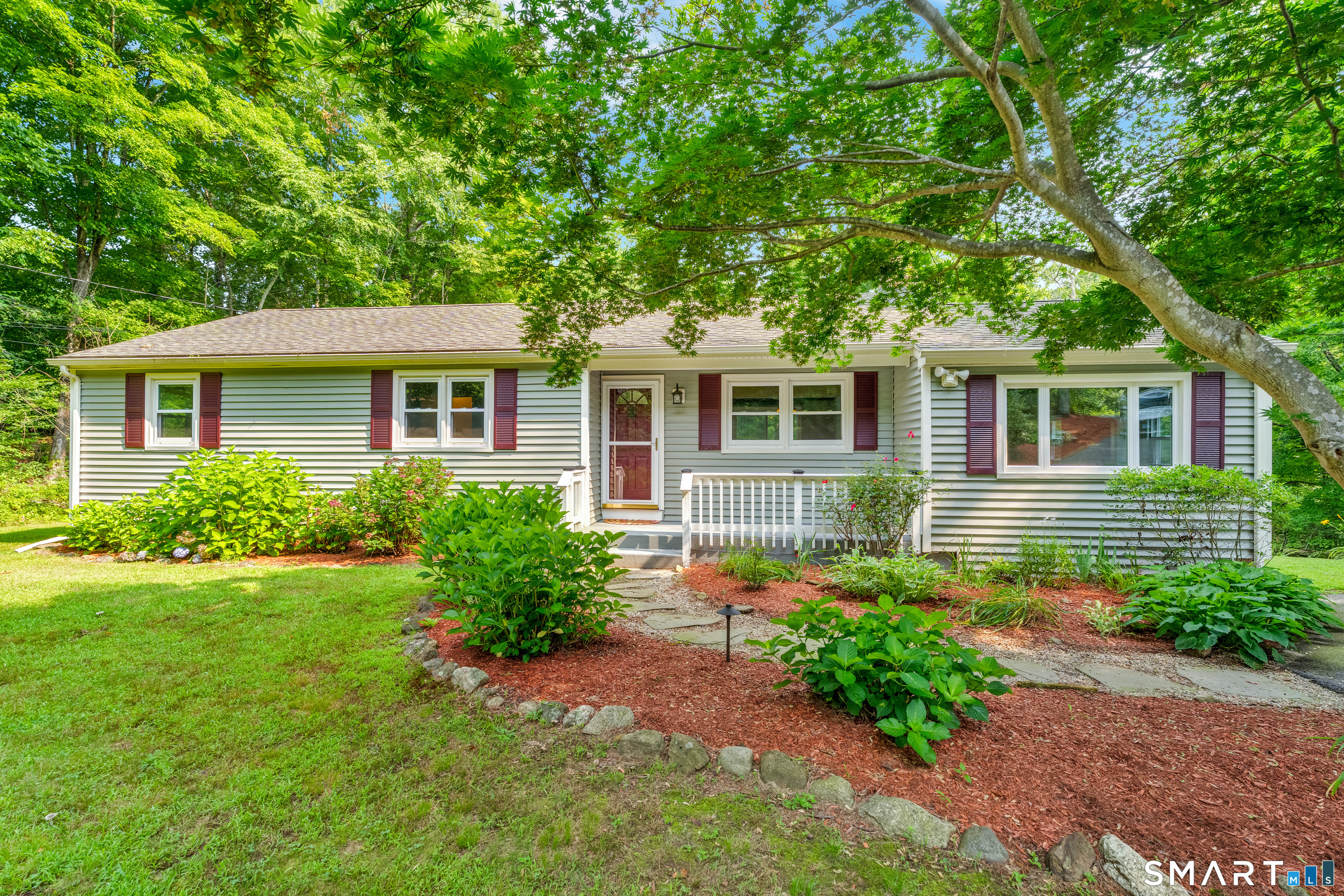 165 Colchester Avenue East Hampton CT 06424