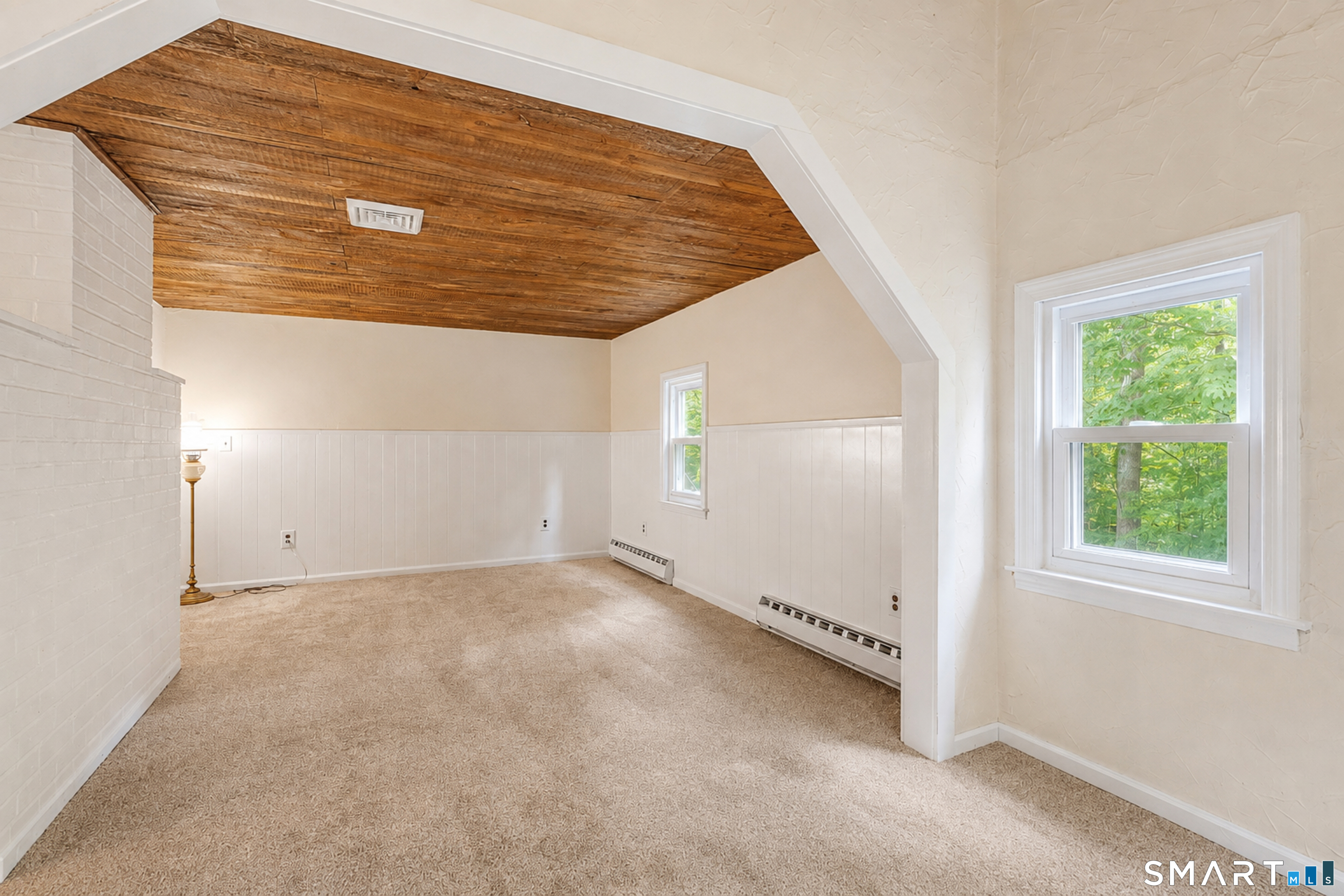 165 Colchester Avenue East Hampton CT 06424