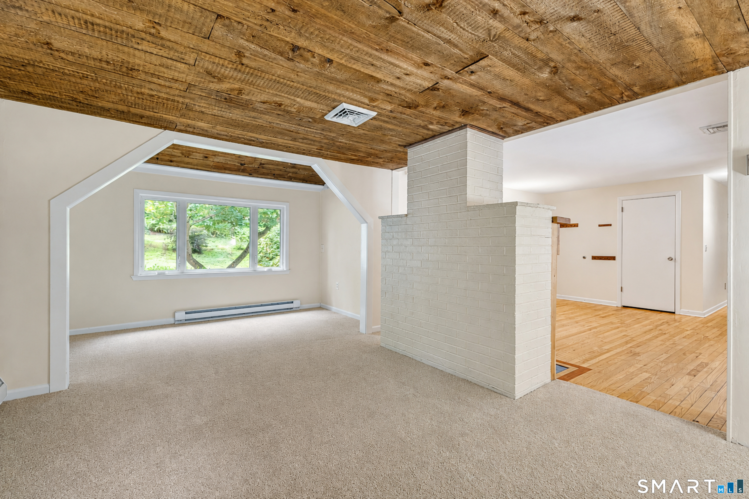 165 Colchester Avenue East Hampton CT 06424