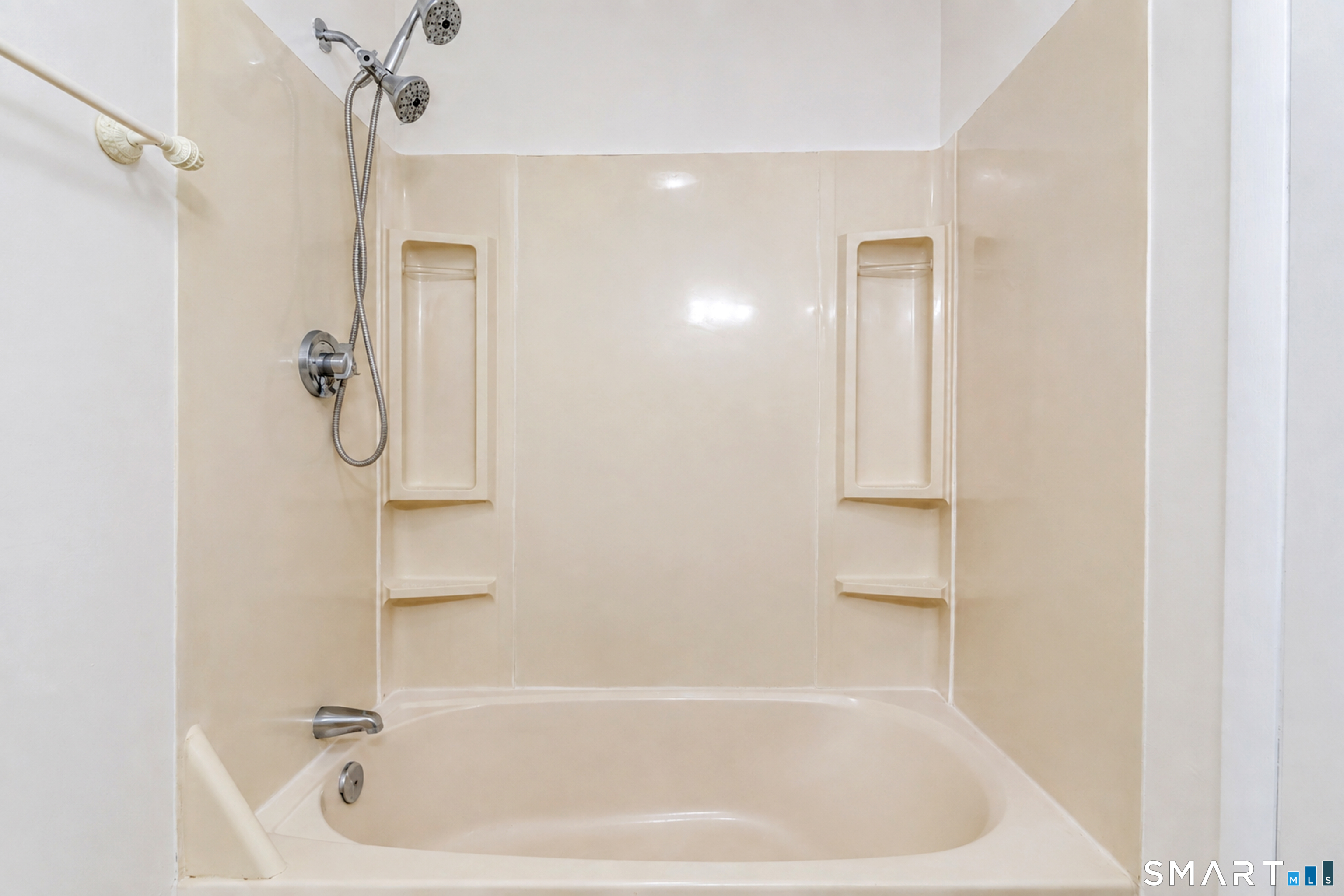 165 Colchester Avenue East Hampton CT 06424