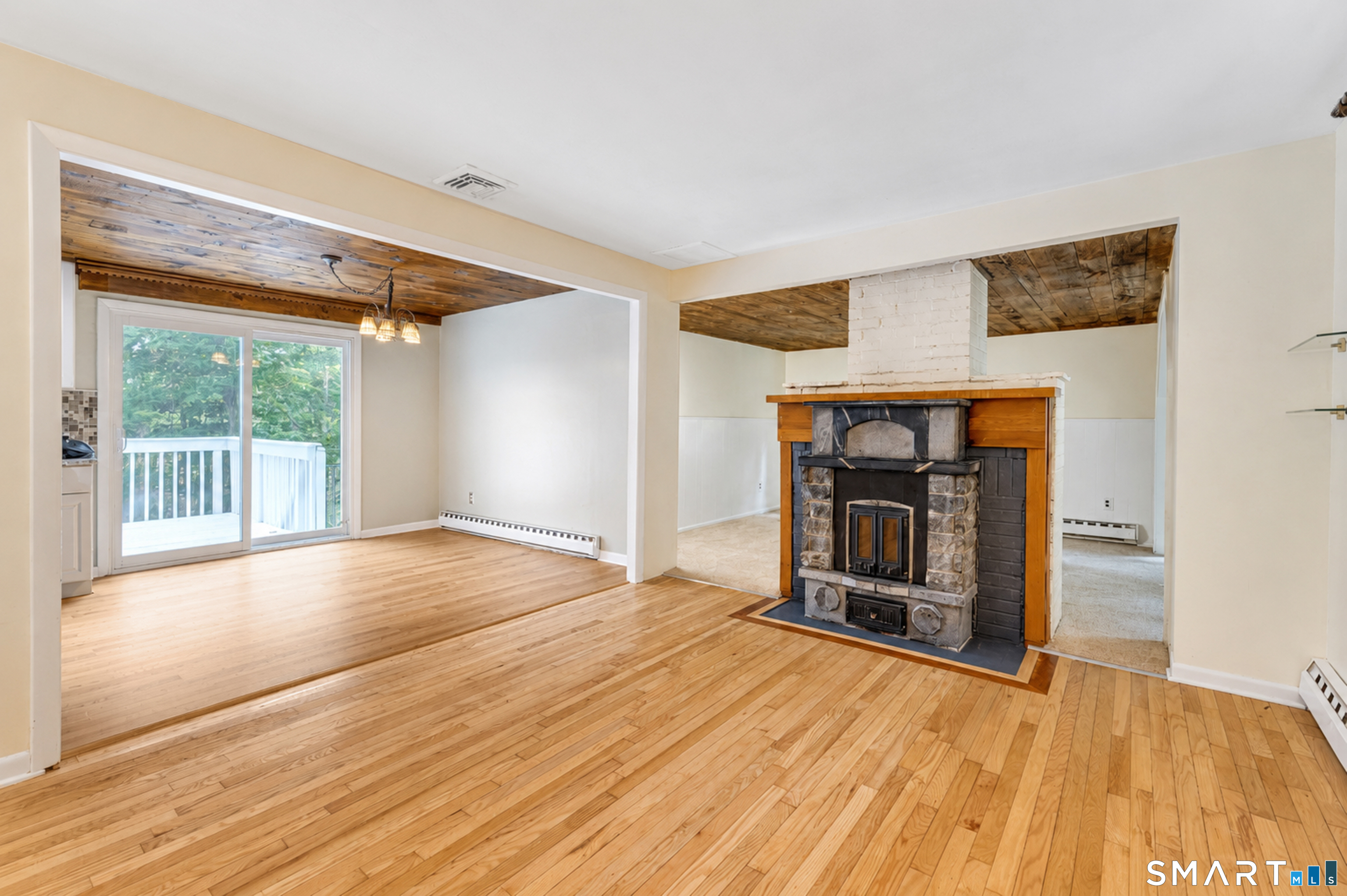 165 Colchester Avenue East Hampton CT 06424