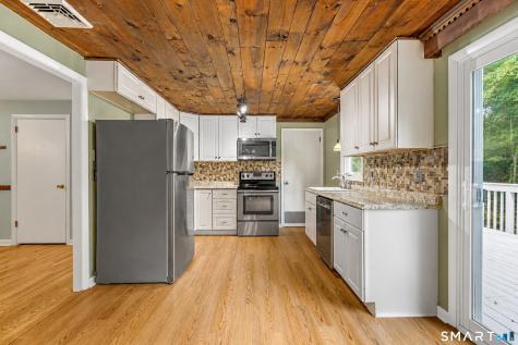 165 Colchester Avenue East Hampton CT 06424
