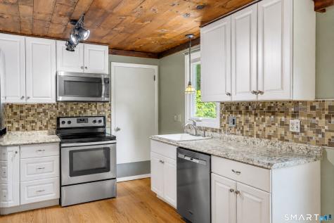 165 Colchester Avenue East Hampton CT 06424