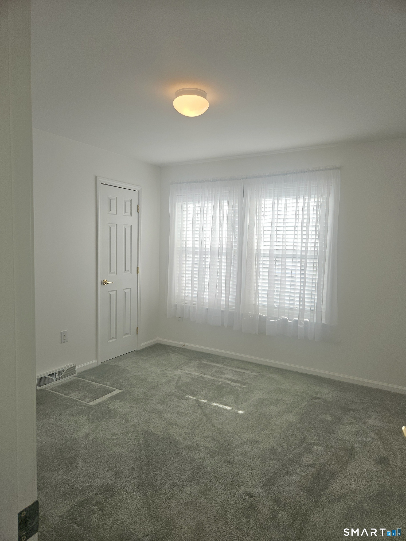 10 Lovely Street Plymouth CT 06786