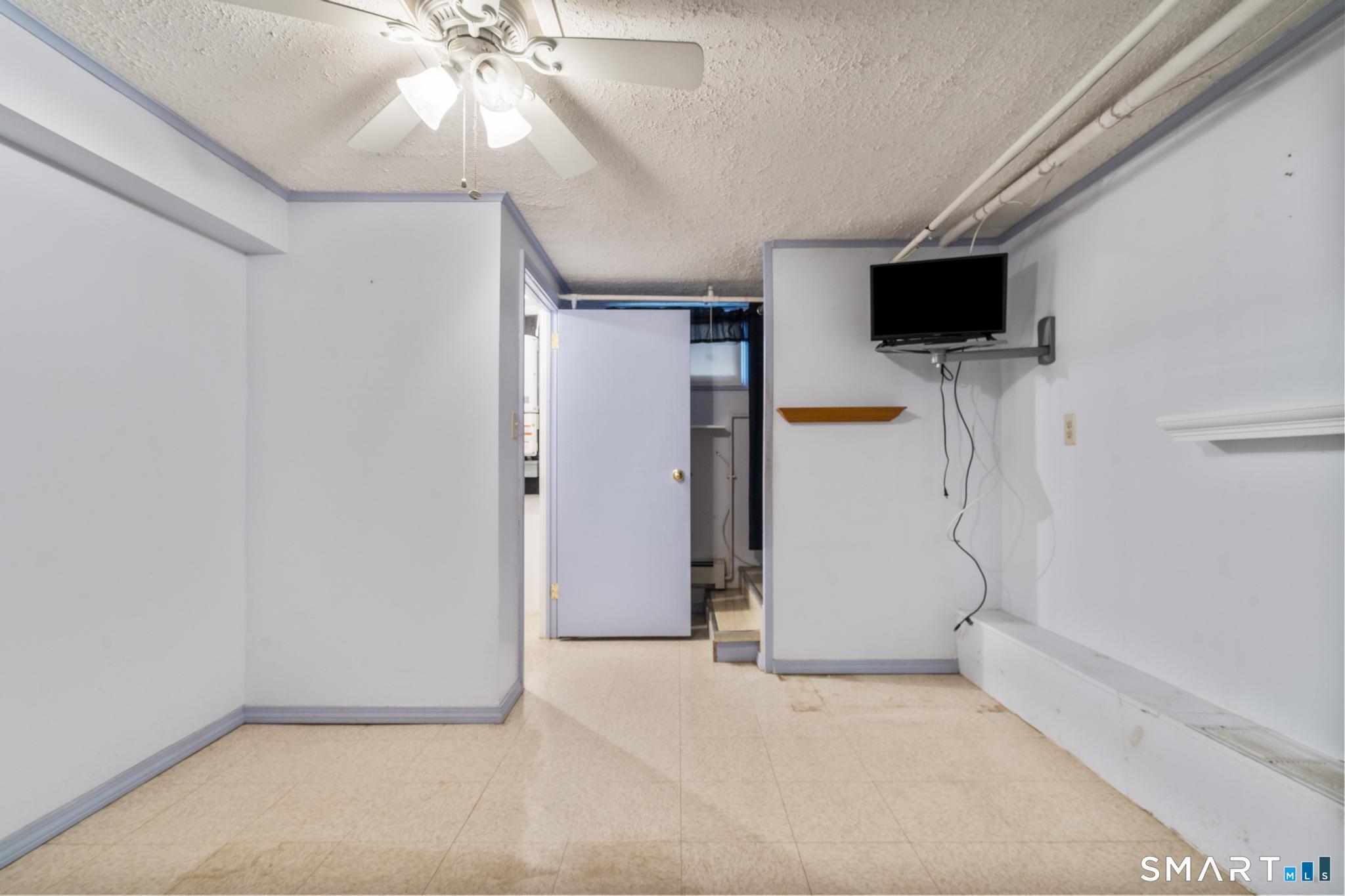 36 Surrey Lane Southington CT 06489