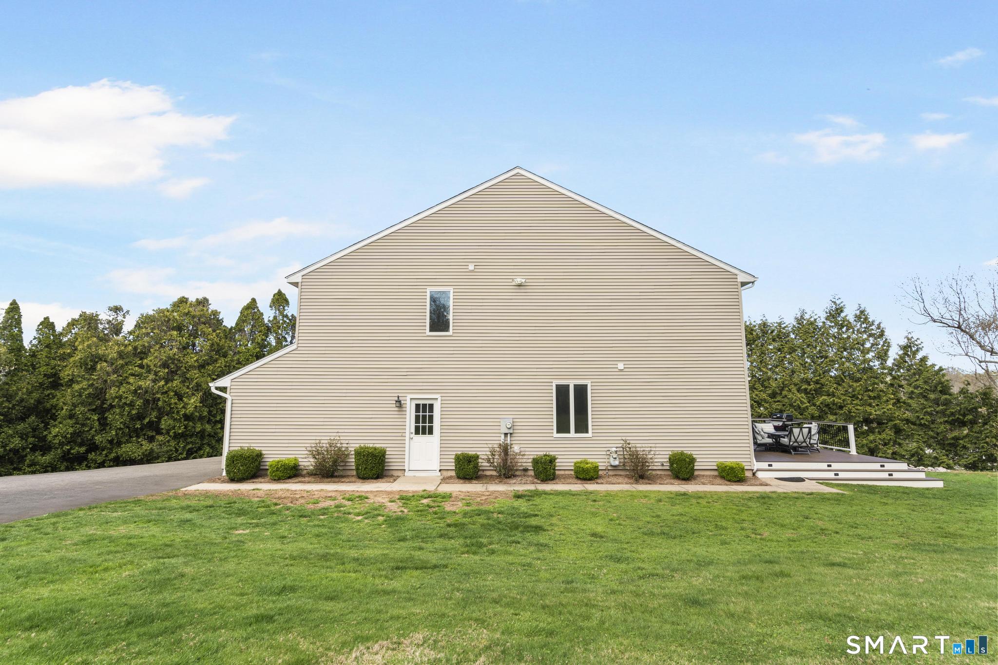 333 Brushy Plain Road Branford CT 06405