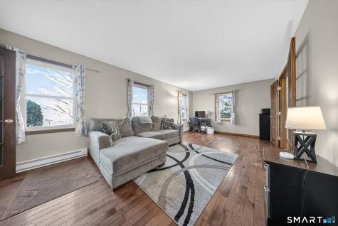29 Dutton Road Oxford CT 06478